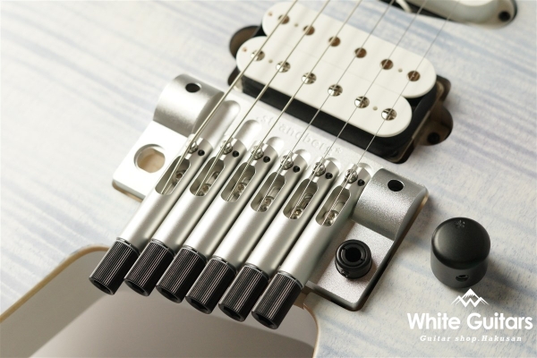 Boden J6 Tremolo Standard - Pale Blue White